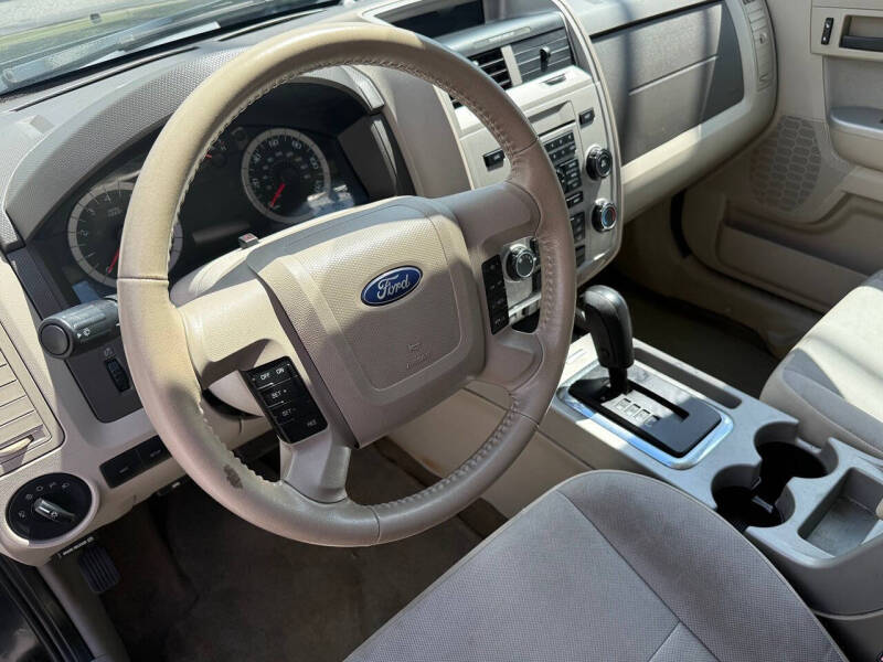 2011 Ford Escape XLT