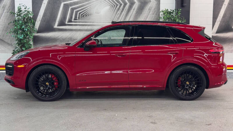 2021 Porsche Cayenne GTS