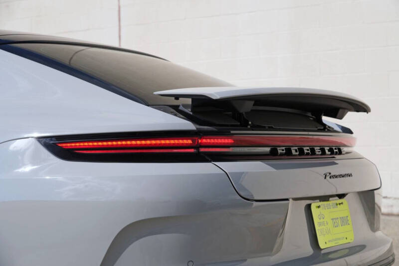 2025 Porsche Panamera