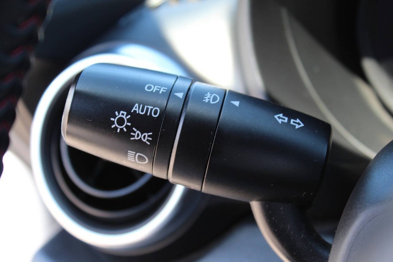 2018 FIAT 124 Spider 31