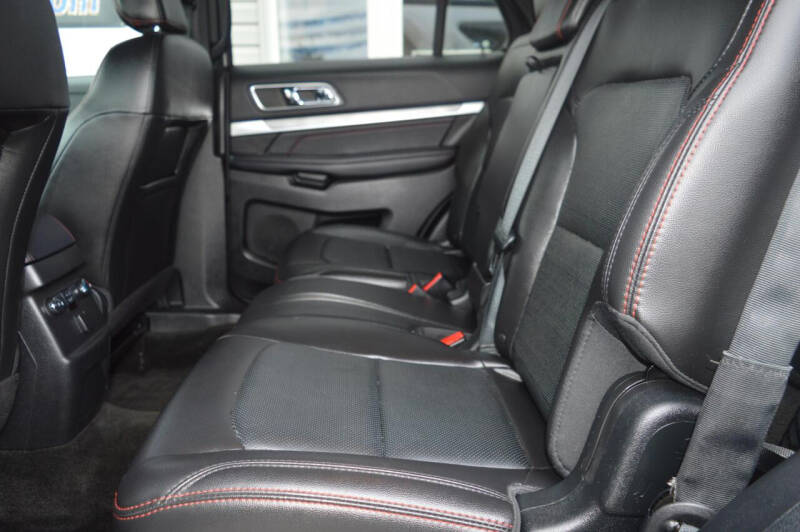 2018 Ford Explorer Sport