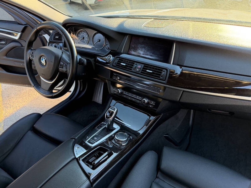 2016 BMW 5 Series 535i