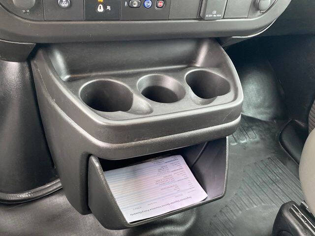 2024 GMC Savana 2500