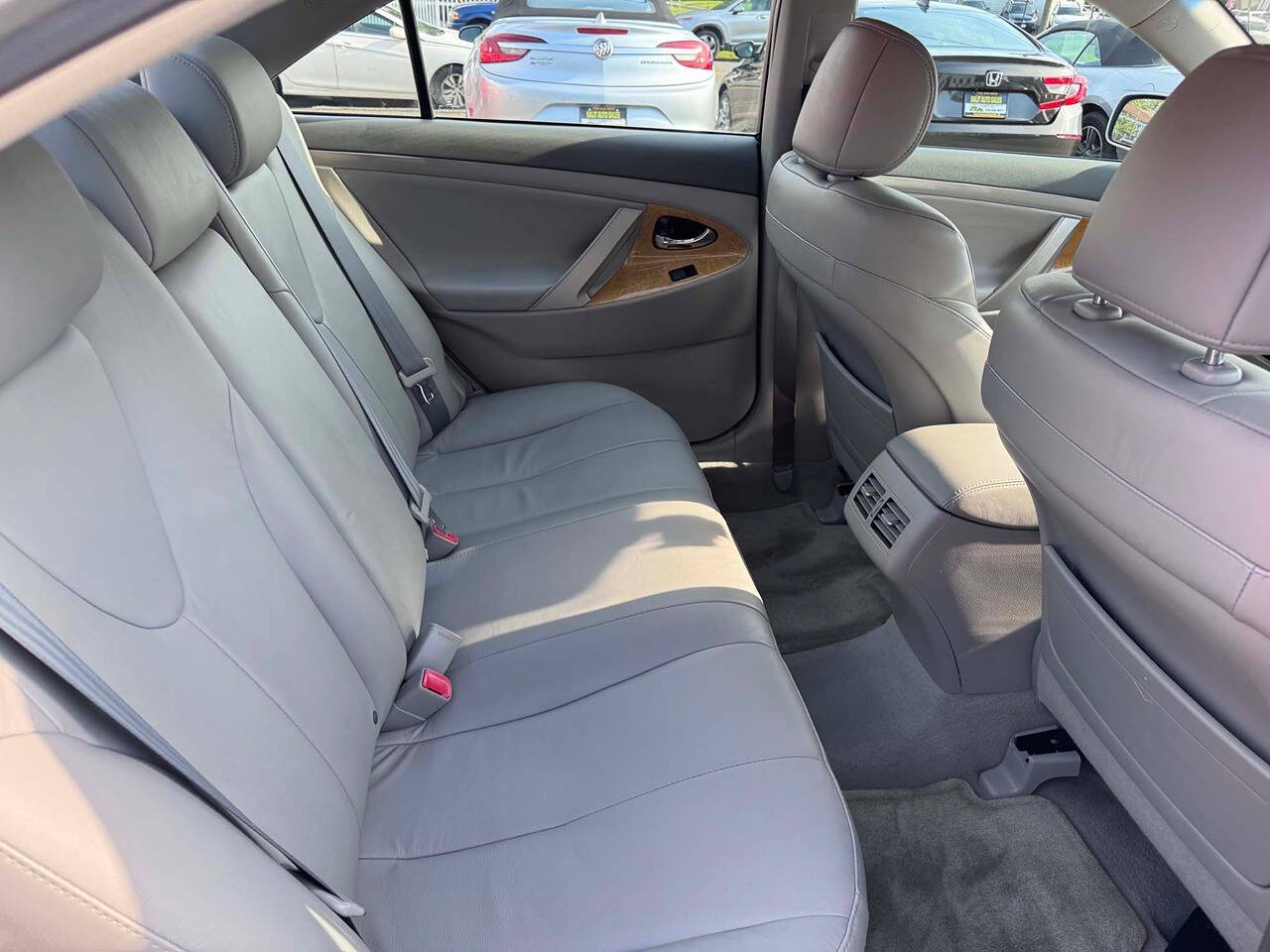 2007 Toyota Camry 18
