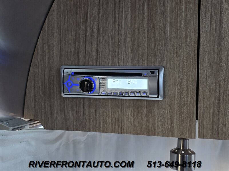 2018 Airstream Flying Cloud 25FB