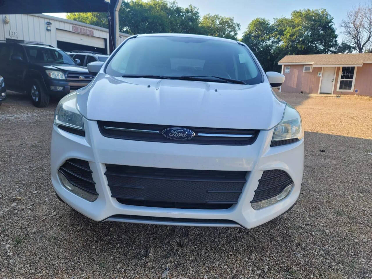 2014 Ford Escape for sale at AUTHE VENTURES AUTO in Red Oak, TX