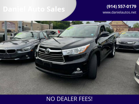 2015 Toyota Highlander for sale at Daniel Auto Sales in Yonkers NY