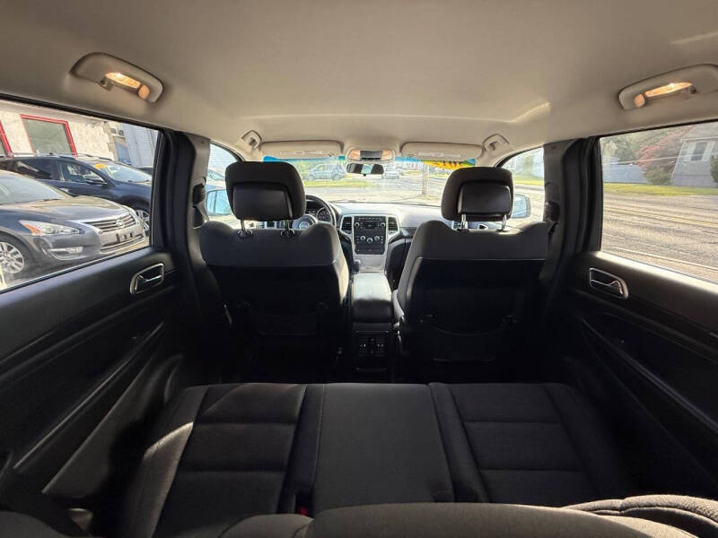 2012 Jeep Grand Cherokee Laredo