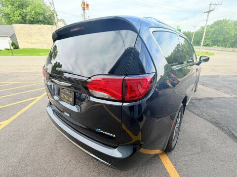 2019 Chrysler Pacifica Hybrid