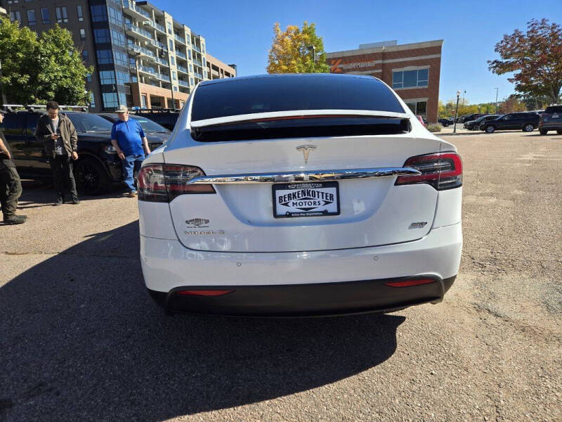 2016 Tesla Model X 90D