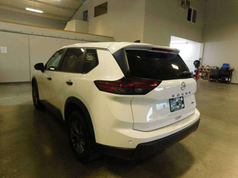 2024 Nissan Rogue S
