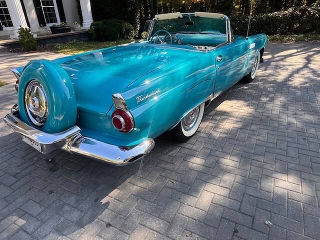 1956 Ford Thunderbird