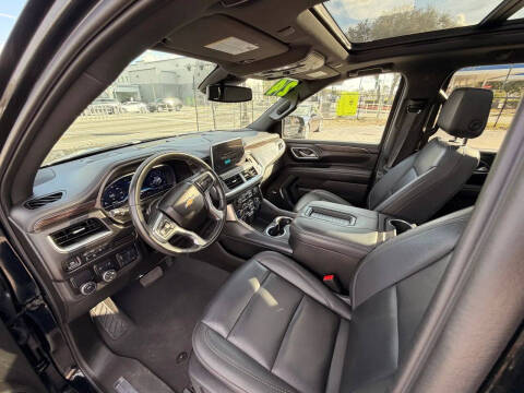 2024 Chevrolet Suburban LT