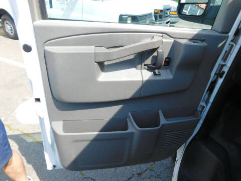 2020 Chevrolet Express 2500