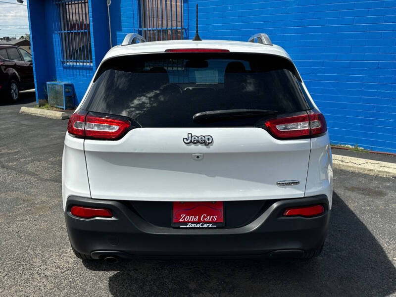 2018 Jeep Cherokee Latitude Plus