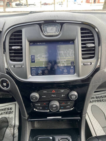 2023 Chrysler 300 S V6