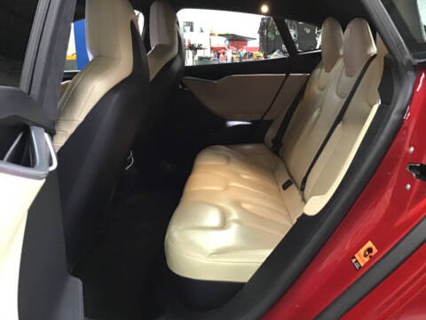 2015 Tesla Model S P85D