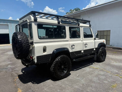 1990 Land Rover Defender