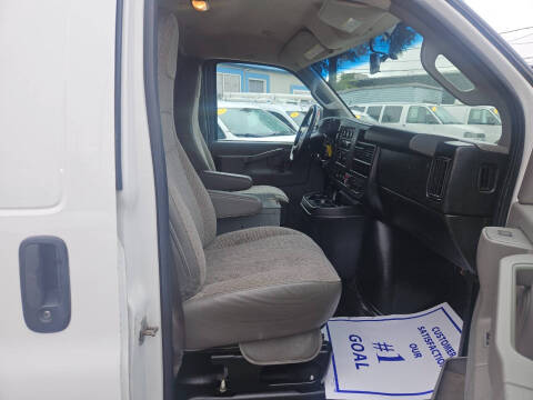 2016 Chevrolet Express 2500