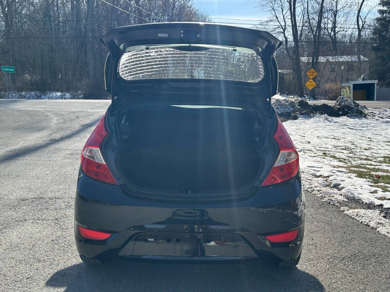 2017 Hyundai Accent SE