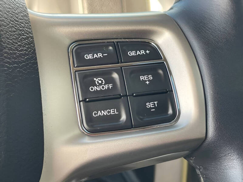 2015 RAM 1500 Laramie