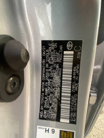 2022 Toyota Prius XLE