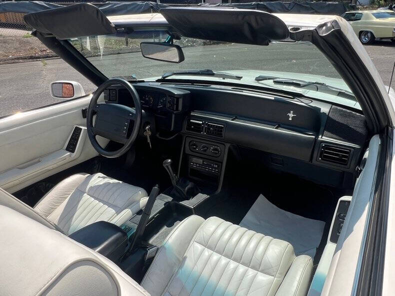 1993 Ford Mustang LX 5.0