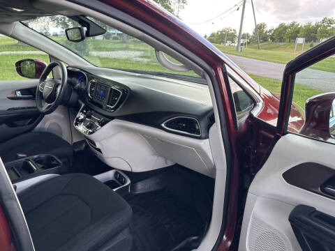 2018 Chrysler Pacifica Touring Plus