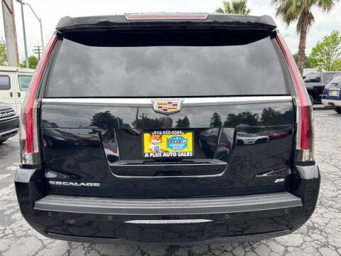 2015 Cadillac Escalade Platinum