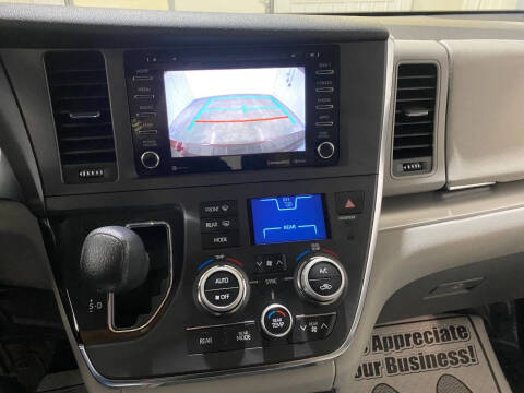 2019 Toyota Sienna LE 7-Passenger