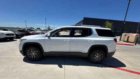 2017 GMC Acadia SLT-1