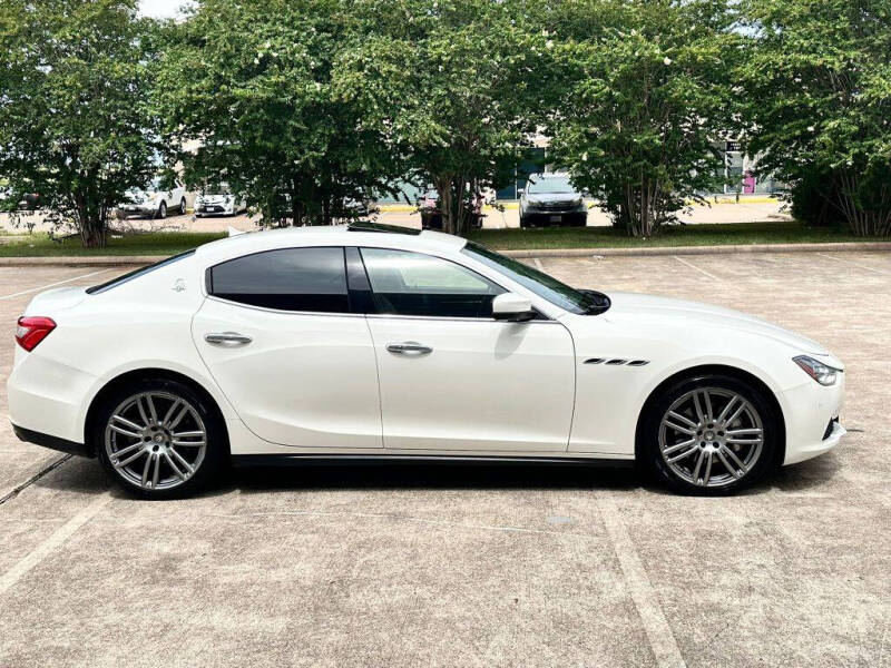 2017 Maserati Ghibli