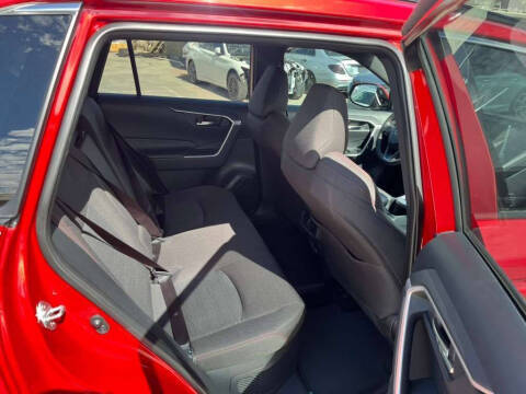 2024 Toyota RAV4 Prime SE