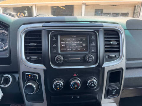 2017 RAM 1500 SLT