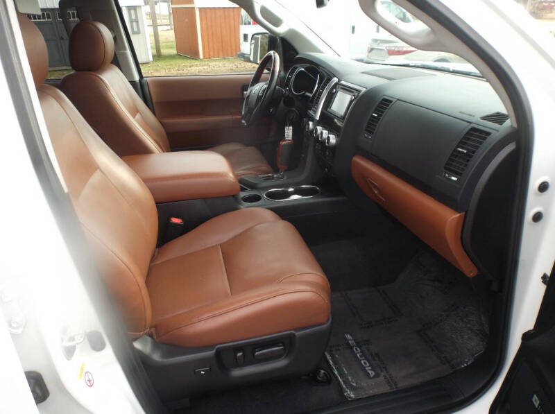 2019 Toyota Sequoia Platinum