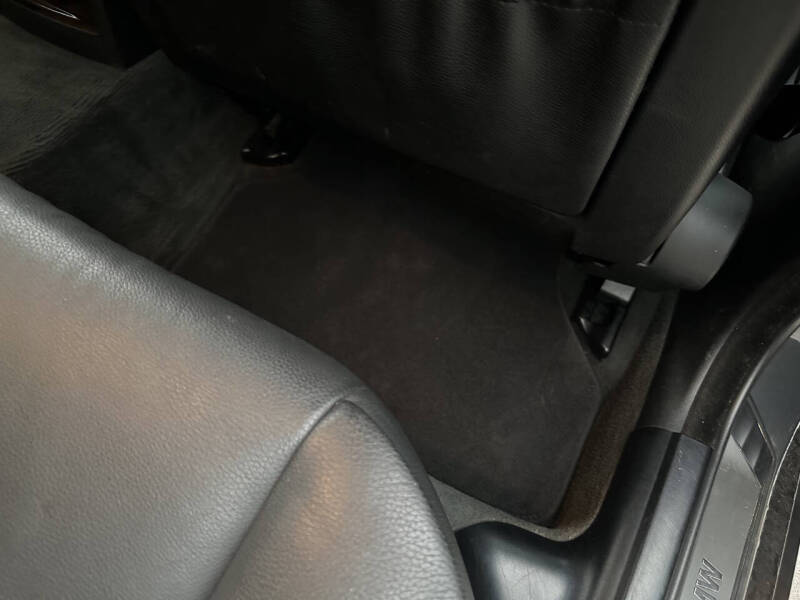 2009 BMW 5 Series 528i xDrive