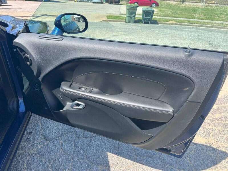 2016 Dodge Challenger SXT