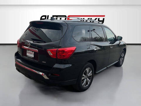2020 Nissan Pathfinder S