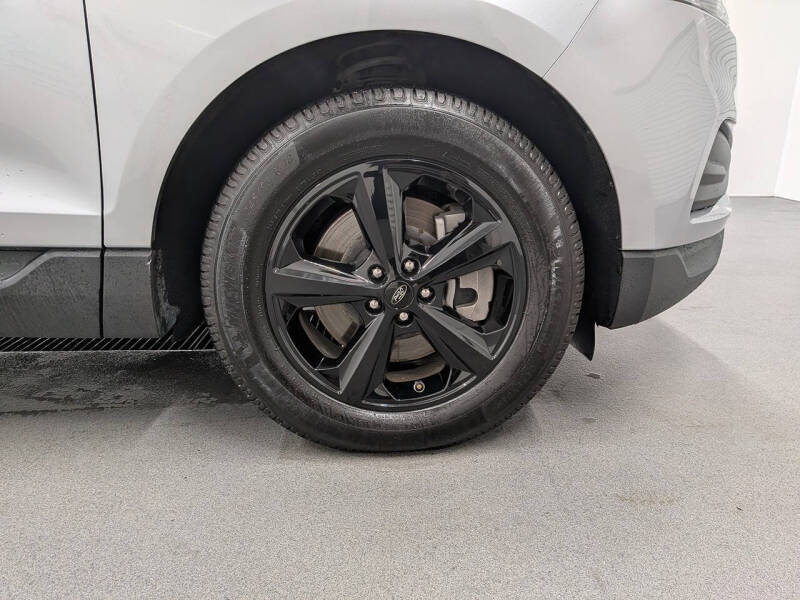 2024 Ford Edge SE