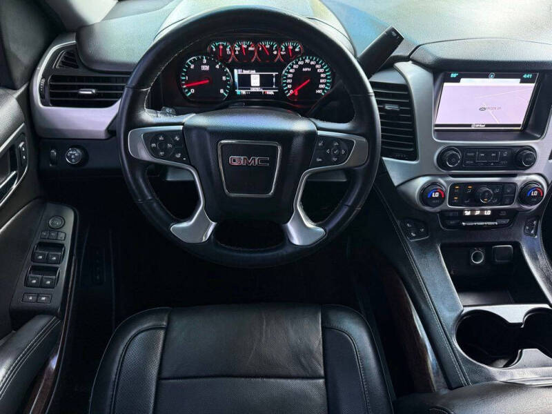 2017 GMC Yukon SLT