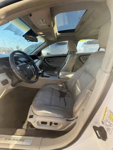 2010 Ford Taurus Limited