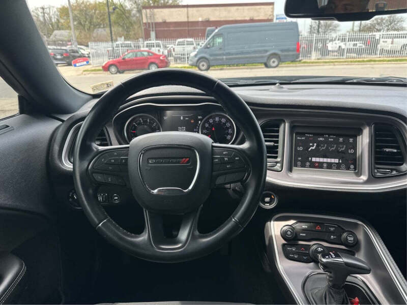 2019 Dodge Challenger SXT