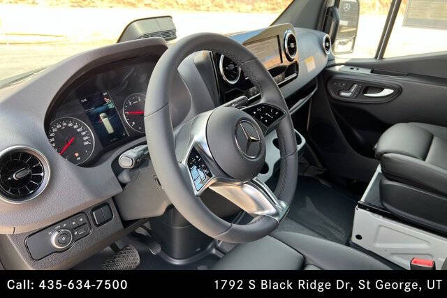 2025 Mercedes-Benz Sprinter