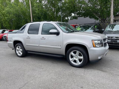 2007 Chevrolet Avalanche for sale at steve and sons auto sales - Steve & Sons Auto Sales 2 in Portland OR