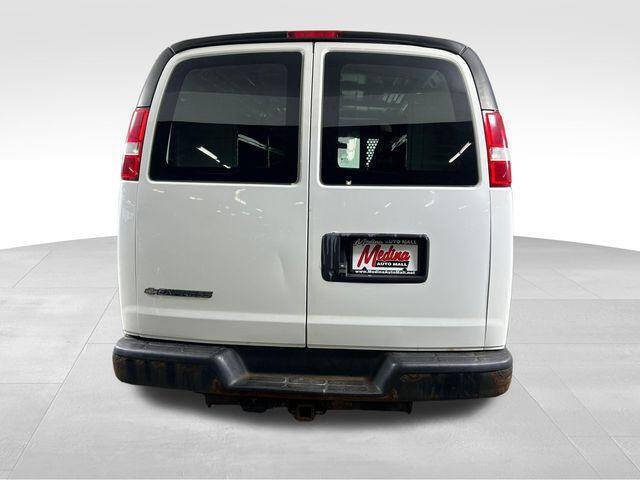 2017 Chevrolet Express 2500