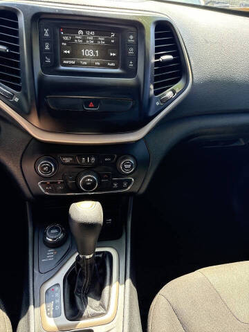 2018 Jeep Cherokee Latitude