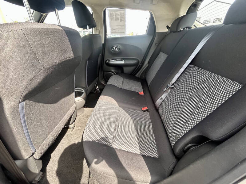 2015 Nissan JUKE SV