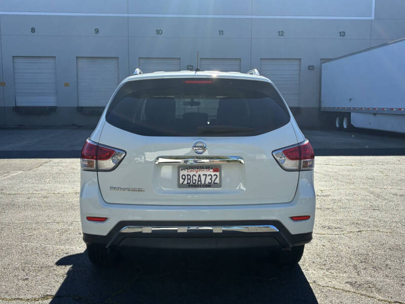 2016 Nissan Pathfinder S