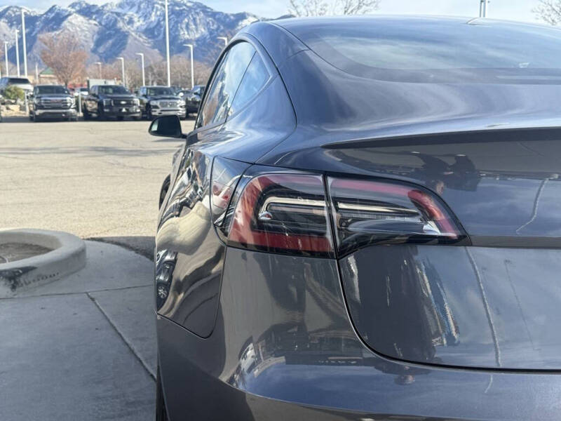 2023 Tesla Model 3 Performance