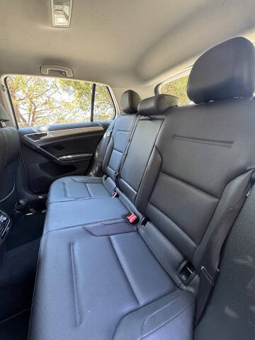 2015 Volkswagen e-Golf SEL Premium